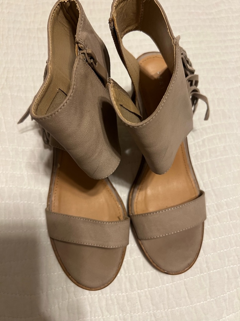 Very Volatile Los Angeles Fringe Taupe Ankle-Strap Open-Toe Sandals